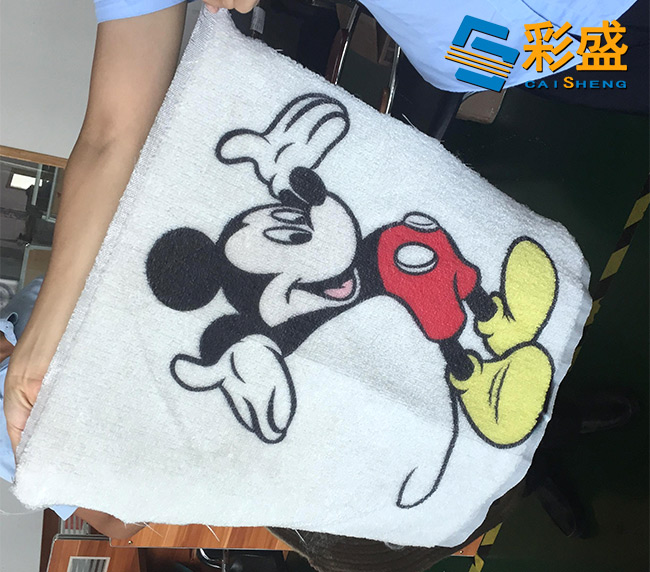 Create Your Own Summer Style with a T-Shirt Printer